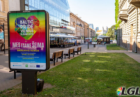 „Baltic Pride“ plakatai Vilniaus gatvėse