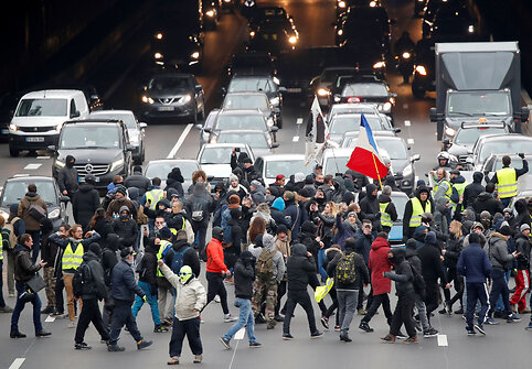 &bdquo;Geltonosios liemenės&ldquo; mini pirmąsias judėjimo metines