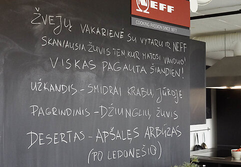 Akimirka i&scaron; Vytaro Radzevičiaus gimtadienio &scaron;ventės