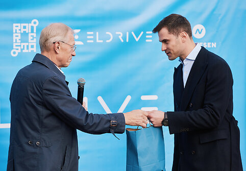 &bdquo;Eldrive&ldquo; įkrovimo stotelės atidarymas &ndash; Senoji Varėna