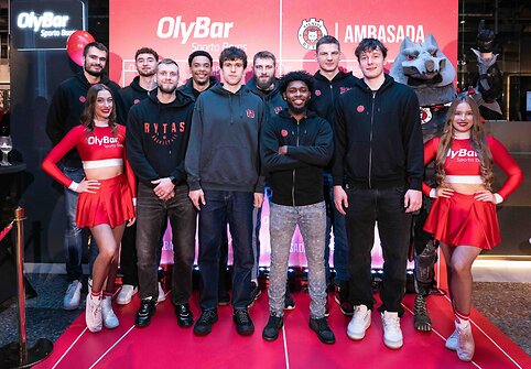 Vilniuje &ndash; sausakim&scaron;as &bdquo;Ryto&ldquo; klubo fanų ambasados atidarymas