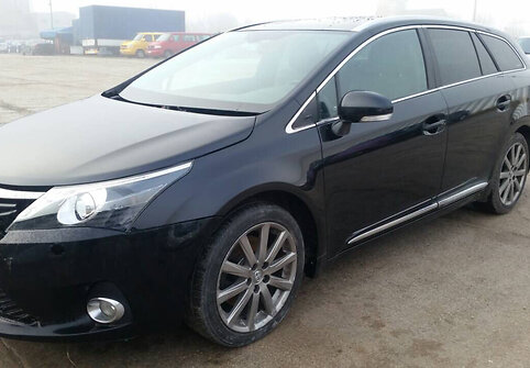 Vokietijoje sudaužyto ir į Lietuvą atkeliavusio &bdquo;Toyota Avensis&ldquo; būklė po avarijos