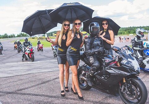 Nemuno žiedo trasoje varžėsi motociklininkai