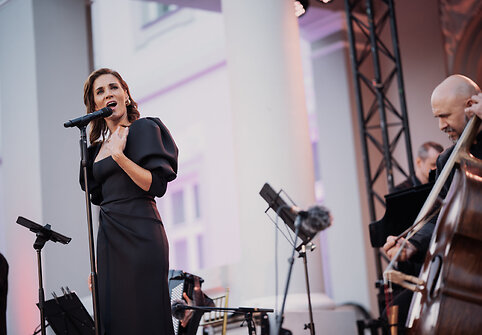 Ieva Prudnikovaitė ir ansamblis &bdquo;4TANGO&ldquo; pradėjo &bdquo;Palangos parko festivalį&ldquo;