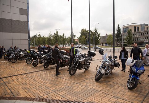 Motociklininkų komandos i&scaron;lydėtos į ralį po Lietuvą