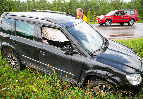 Čekoniškių kaime vertėsi „Škoda“