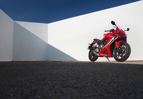 Naujasis CBR650R