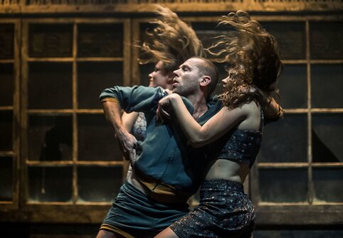 Lietuvos nacionalinio dramos teatro spektaklis „Durys“