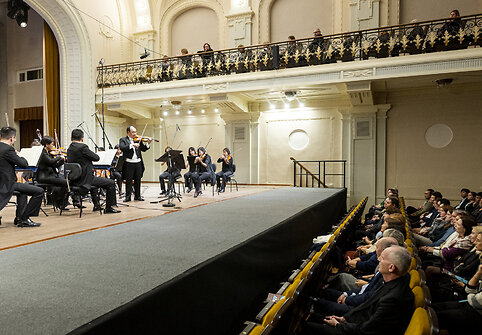 Taivano nacionalinio simfoninio orkestro ir smukininko Roberto Cheno koncertas Lietuvoje