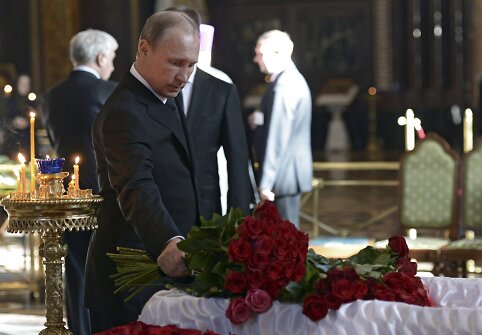 Vladimiras putinas atsisveikino su rašytoju Valentinu Rasputinu