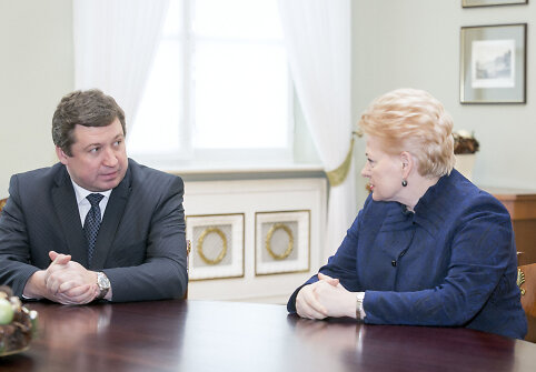 Raimundas Karoblis, Dalia Grybauskaitė