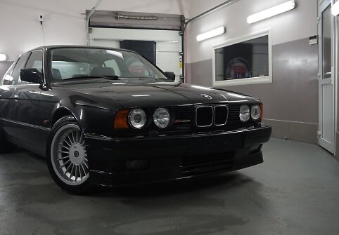 &bdquo;Alpina B10 Bi-Turbo&ldquo; &ndash; retas kėbulas su dar retesne siela už 80 tūkst. eurų