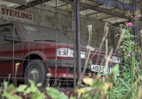 Apleistoje pardavimo aik&scaron;telėje Didžiojoje Britanijoje &ndash; trys taip ir neparduoti automobiliai