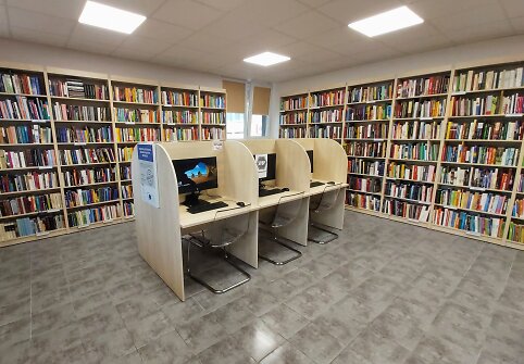 Atnaujinta biblioteka Lazdynuose