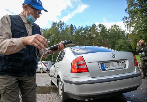 Reido metu matuojami anglies monoksido (CO) kiekiai automobilių i&scaron;metamosiose dujose