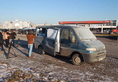 Vilniuje, &bdquo;Lukoil&ldquo; degalinėje sprogo mikroautobuse susikaupusios dujos