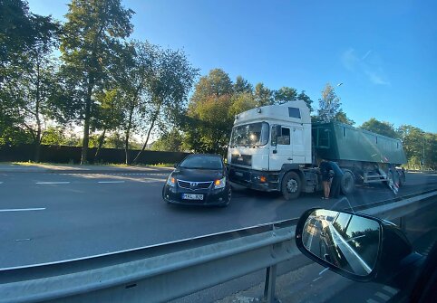 Penktadienio ryto avarijos Kaune