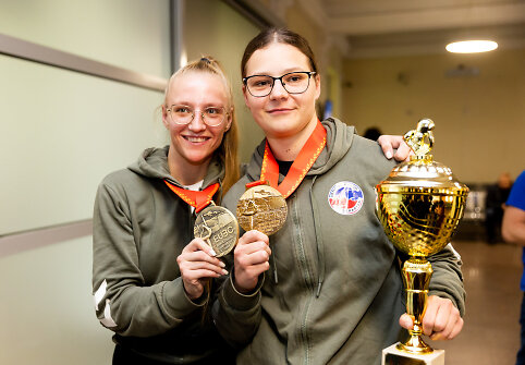 Vilniaus oro uoste pasitiktos  Europos bokso čempionato prizininkės: Gabrielė Stonkutė ir Ana Starovoitova