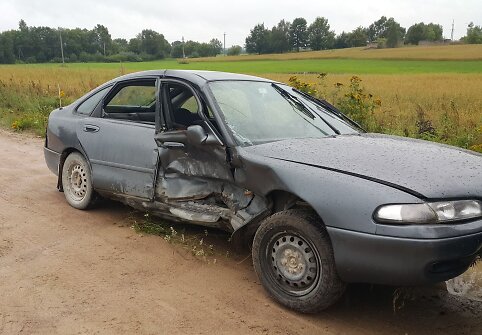 Avarija &Scaron;ilalės rajone: susidūrė &bdquo;Mazda&ldquo; ir &bdquo;Volvo&ldquo;