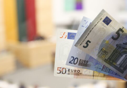 Seime pradėta svarstyti 2016 metų biudžetas