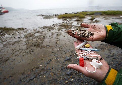 Norvegijos pakrantes ter&scaron;ia Grenlandijos plastiko gamyklų atliekos