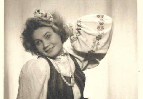 Regina Rubšienė (jai čia 20 metų)