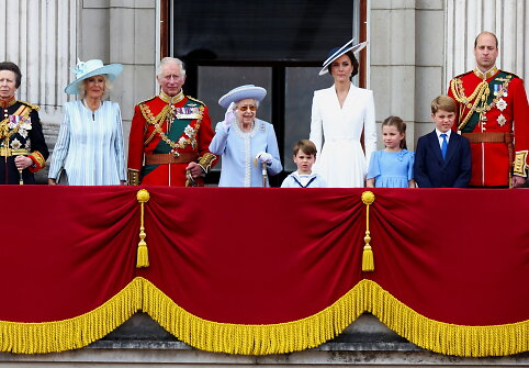 Elizabeth II vie&scaron;patavimo platininio jubiliejaus i&scaron;kilmės / &bdquo;Scanpix&ldquo; nuotr.