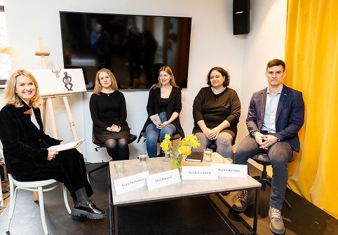Spaudos konferencija apie būdus kaip kalbėti apie priklausomybes