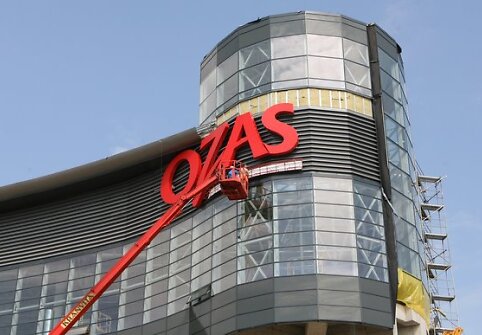 Vilniaus pramogų parko teritorijoje baigiamo statyti prekybos ir pramogų centro „Ozas“ plėtotojai skaičiuoja dienas iki atidarymo.