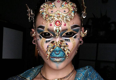 „Drag queen“ žvaigždė Hungry