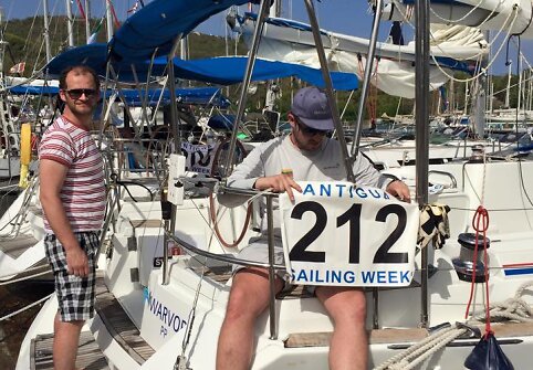 Jachtos &bdquo;&Scaron;vyturys Challenger Sailing&ldquo; ekipažas Antigvos regatoje