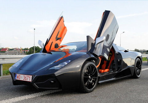 Lenki&scaron;kas superautomobilis &bdquo;Arrinera&ldquo;