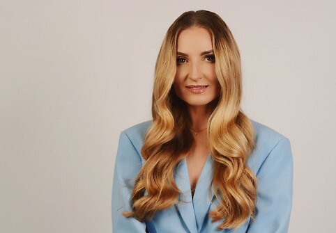 Eleonora Sebrova pavasari&scaron;koje fotosesijoje