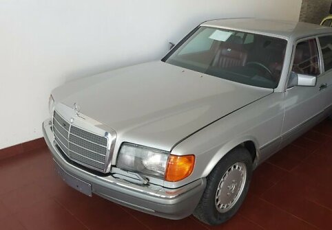 Už 150 tūkst. Eur parduodamas antikvarinis Mercedes &ndash; Benz 560 SEL 