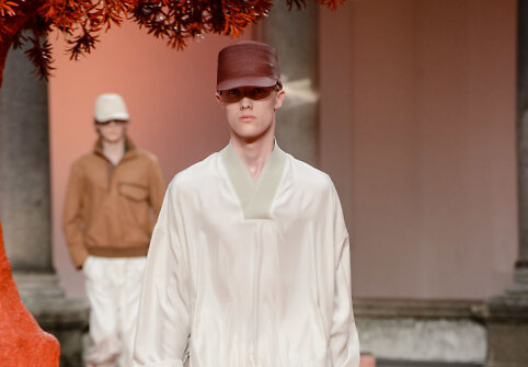 &bdquo;Ermenegildo Zegna&ldquo; 2018 m. pavasario-vasaros kolekcijos modelis 