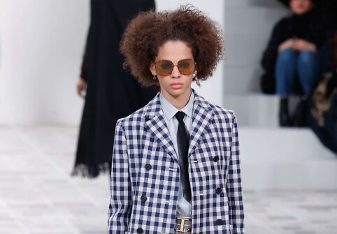&bdquo;Christian Dior&ldquo; 2020&ndash;2021 m. rudens ir žiemos kolekcijos modelis
