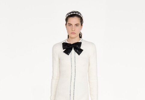 &bdquo;Giambattista Valli&ldquo; 2021&ndash;2022 m. rudens ir žiemos kolekcijos modelis