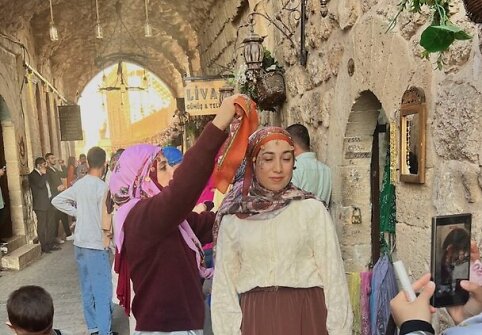 Midyat moterys