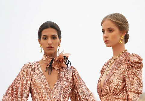 &bdquo;Elie Saab&ldquo; 2021 m. pavasario ir vasaros kolekcijos modelis