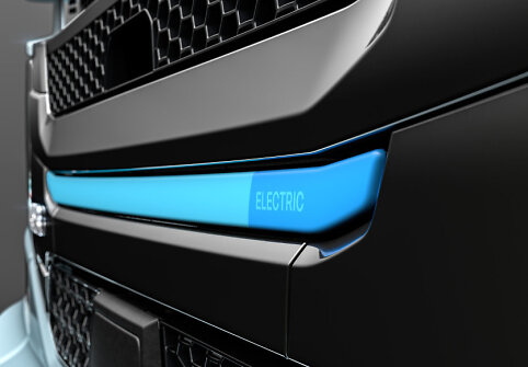 &bdquo;Scania&ldquo; pristatė elektrinius tolimųjų reisų vilkikus 45R BEV