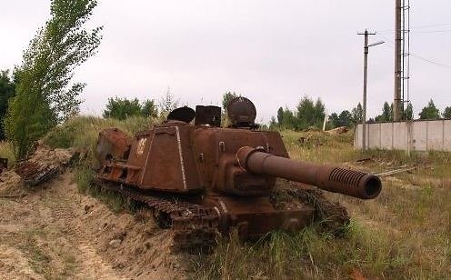 Drive2 iliustr./ISU-152, savaeigis pabūklas