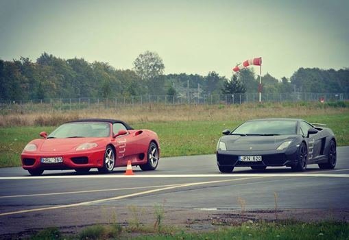 Žilvino Pekarsko / 15min nuotr./Pasivažinėjimas „Lamborghini“ ir „Ferrari“