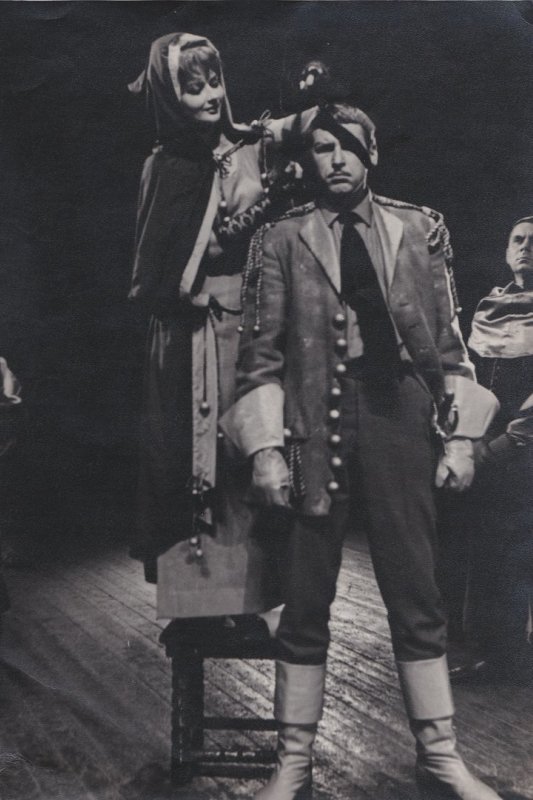 V.Tomkus ir L.Mulevičiūtė-Tomkienė J.Jurašo spektaklyje „Moljeras“. Kauno dramos teatras, 1969 m.