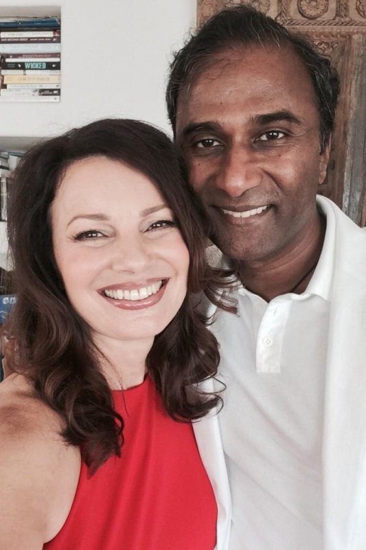 Fran Drescher ir Shiva Ayyadurai