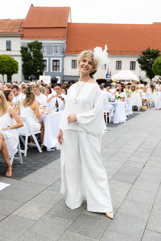 Vilniuje dešimtą kartą surengta „Le Diner en Blanc“ vakarienė