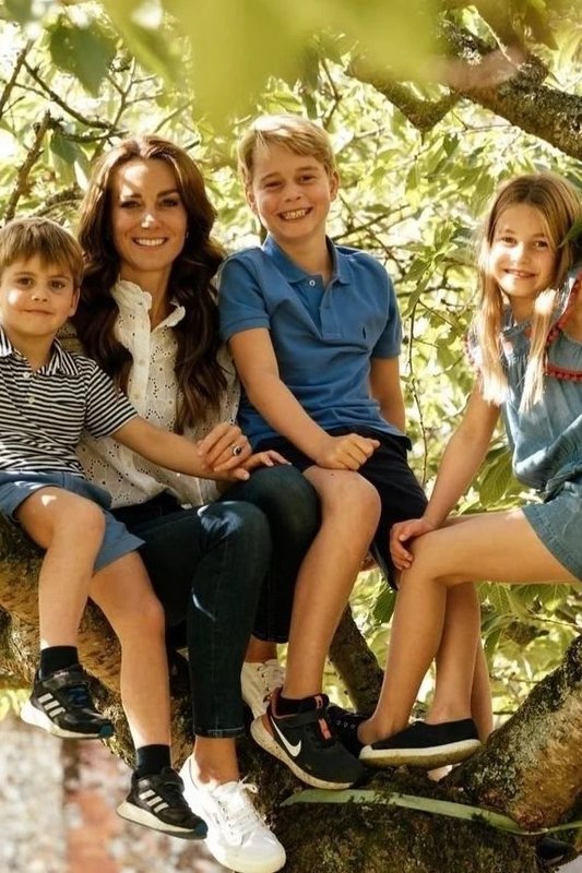 Catherine Middleton su vaikais