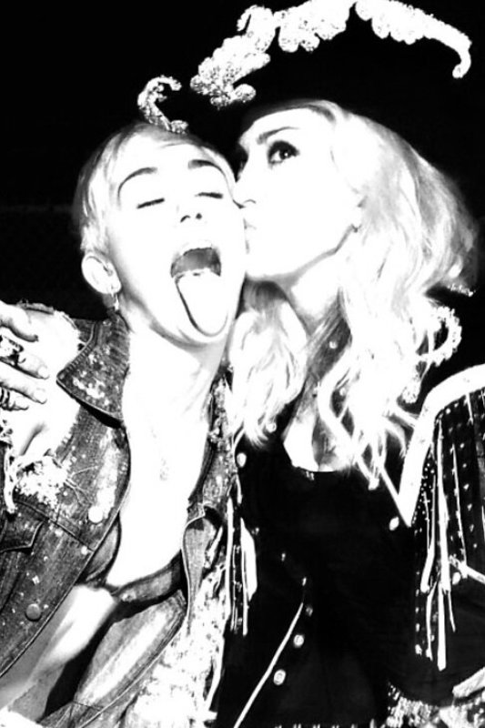 Madonna ir Miley Cyrus