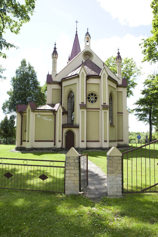 Šešuolėlių Švč. Mergelės Marijos, Visų malonių Tarpininkės, bažnyčia