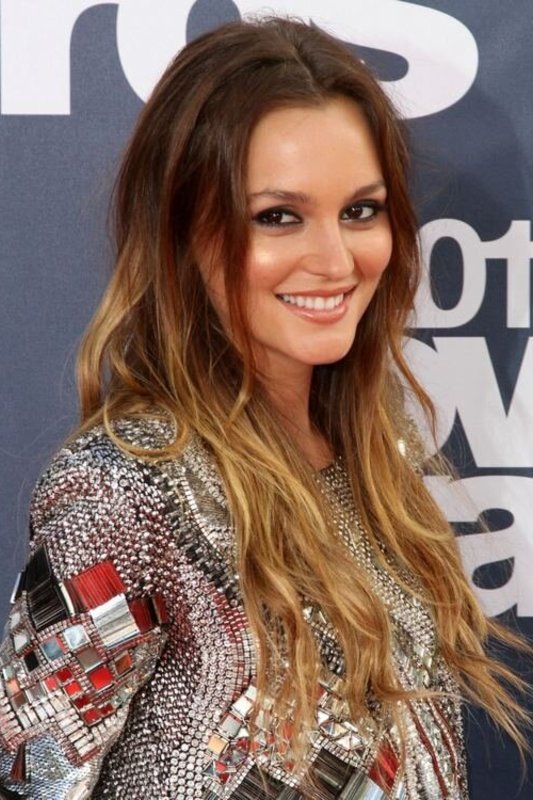 Padūmavusios Leighton Meester akys 