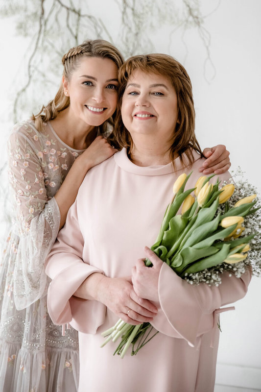 Justė Zinkevičiūtė su mama / „Mile.fotografija“ nuotrauka